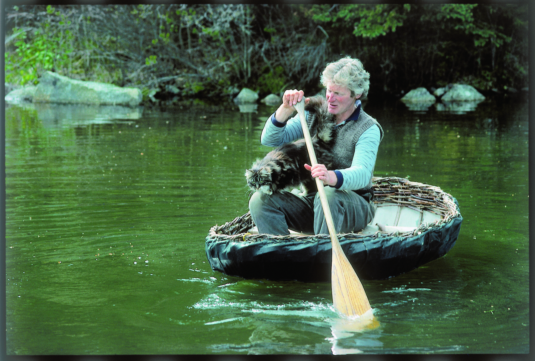 How to Build a Coracle Boat – Mother Earth News